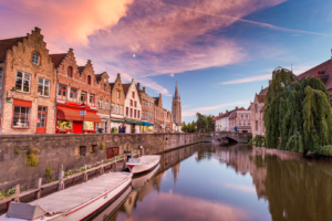 best-things-to-do-in-bruges-belgium-header-1800x1080